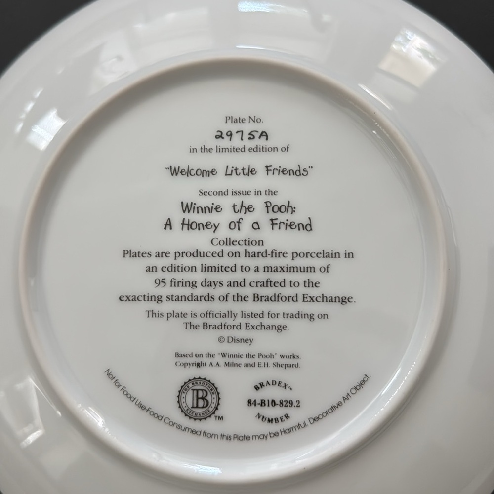 Winnie the Pooh Bradford Exchange Collectible Plates - Picture 6 of 10
